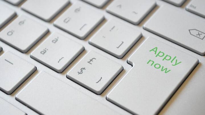 इस भर्ती अभियान के जरिए डिफेन्स मेटलर्जिकल रिसर्च लेबोरेटरी (डीएमआरएल), हैदराबाद में कुल 127 अप्रेंटिस के पदों को भरा जाएगा.