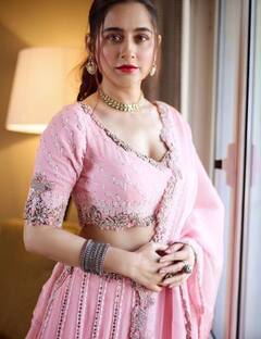 'हीरामंडी' सीरीज में सारे बॉलीवुड स्टार्स पर अकेले भारी पड़ी ये टीवी एक्ट्रेस, दमदार एक्टिंग की खूब हो रही तारीफ