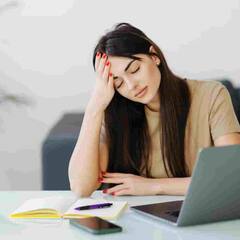 Sitting Job : ਕੀ ਤੁਸੀਂ ਵੀ ਲਗਾਤਾਰ ਬੈਠ ਕੇ ਕੰਮ ਕਰਨ ਤੋਂ ਹੋ ਪ੍ਰੇਸ਼ਾਨ ਤਾਂ ਅਪਣਾਓ ਆਹ ਟਿਪਸ