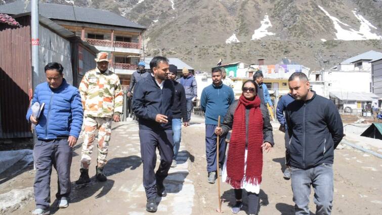 Uttarakhand Chief Secretary Radha Raturi Said Additional laborers do all work before continuous journey reviewed development works ann Badrinath Dham Yatra 2024: 'अतिरक्त मजदूर लगाकर यात्रा से पहले करे सभी कार्य' मुख्य सचिव ने विकास कार्यों का लिया जायजा