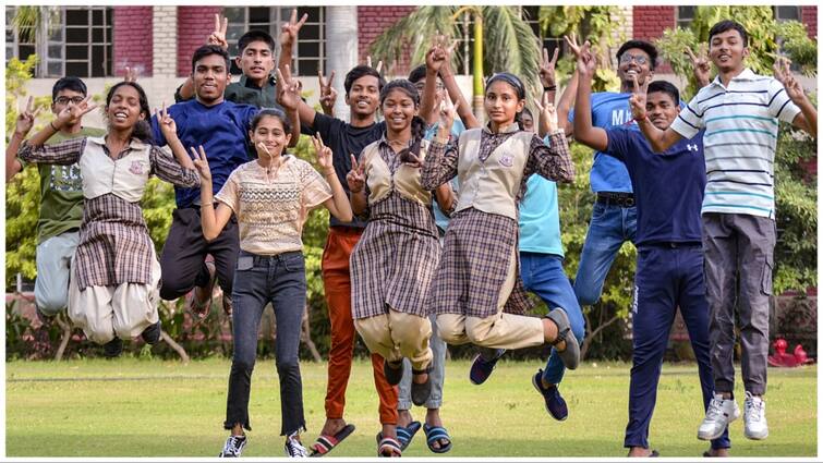 WBBSE Madhyamik Result 2024 Direct Link: वेस्ट बंगाल बोर्ड 10वीं परीक्षा के नतीजे जारी, ऐसे चेक करें स्कोरकार्ड WBBSE Madhyamik Result 2024 Direct Link wb10.abplive.com West Bengal Board Official Website wbbse.wb.gov.in Live WBBSE Madhyamik Result 2024 Direct Link: वेस्ट बंगाल बोर्ड 10वीं परीक्षा के नतीजे जारी, ऐसे चेक करें स्कोरकार्ड