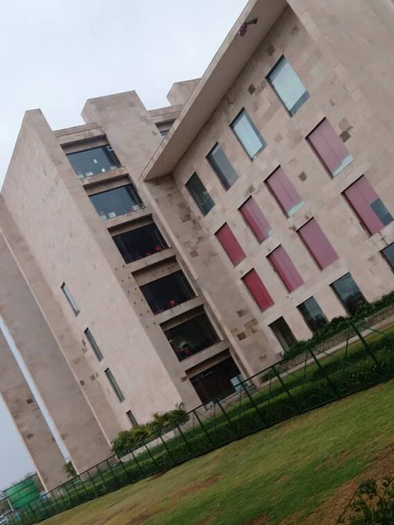 गलगोटिया यूनिवर्सिटी के मालिक की नेटवर्थ कितनी है?