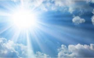 Heat Wave: திருச்சியில் 127 ஆண்டுகளுக்குப் பிறகு அதிகரித்த வெப்பநிலை - வீட்டில் முடங்கிய மக்கள்