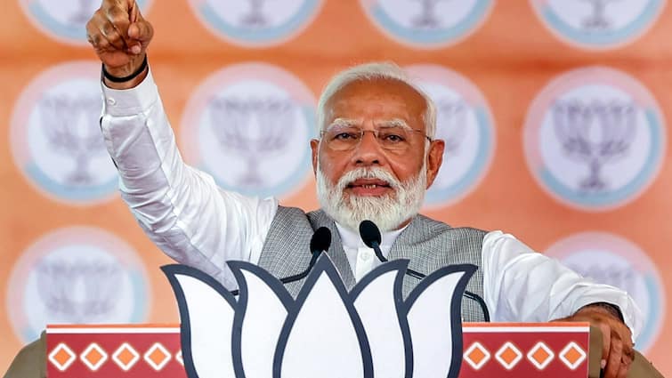 PM Narendra Modi shared his MEME Video on X know what is connection with Mamata Banerjee Lok Sabha Elections: 'खुद को डांस करते हुए देखकर मजा आया', जब पीएम मोदी ने खुद पर बना मीम किया शेयर