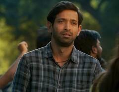 Emotional Movies on OTT: इन 10 फिल्मों को देख हो जाएंगे बेहद इमोशनल, ओटीटी पर देखेंगे तो नहीं रुकेंगे आंसू