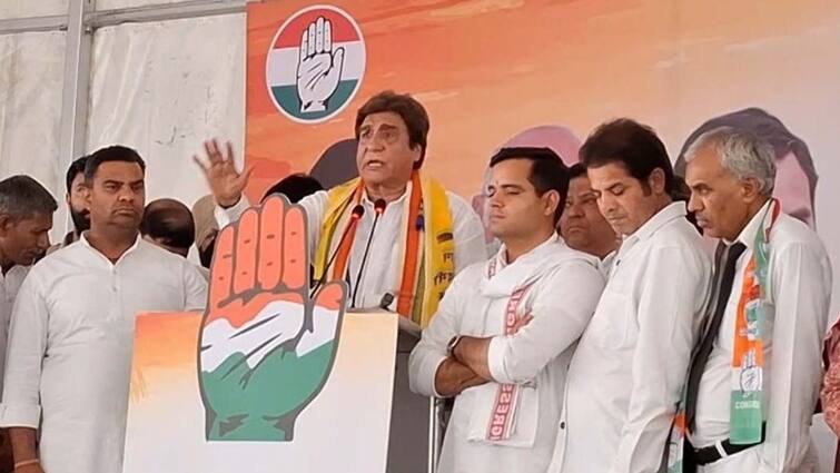 Gurugram Lok Sabha Election 2024 Congress candidate Raj Babbar files nomination for Gurugram seat ANN 'न मैं बाहरी हूं, न मैं भारी हूं, दिलों में बसने आया हूं,' गुरुग्राम सीट से राज बब्बर ने भरा पर्चा, ऐसे मांगे वोट