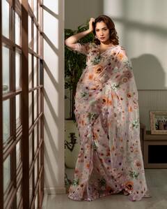 Ankita Lokhande : अंकिता लोखंडे रुग्णालयात दाखल, फोटो समोर येताच लोक अभिनेत्रीवर का संतापले?