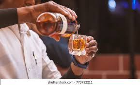 ਸ਼ਰਾਬ ਪੀਣ ਨਾਲ ਕਈ ਹੋਰ ਗੰਭੀਰ ਬਿਮਾਰੀਆਂ ਹੋ ਸਕਦੀਆਂ ਹਨ। ਜੇਕਰ ਤੁਸੀਂ ਸ਼ਰਾਬ ਪੀਣ ਦੇ ਆਦੀ ਹੋ ਤਾਂ ਤੁਹਾਨੂੰ ਇਸ ਨੂੰ ਛੱਡਣ ਲਈ ਡਾਕਟਰ ਦੀ ਸਲਾਹ ਲੈਣੀ ਚਾਹੀਦੀ ਹੈ।