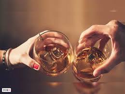 ਜਦੋਂ ਕਿ ਕਈ ਕਈ ਘੰਟਿਆਂ ਤੱਕ ਇਸ ਦਾ ਸ਼ਿਕਾਰ ਰਹਿੰਦੇ ਹਨ। ਕੁਝ ਲੋਕਾਂ ਵਿੱਚ, ਇੱਕ ਦਿਨ ਬਾਅਦ ਵੀ ਹੈਂਗਓਵਰ ਦੇਖਿਆ ਗਿਆ ਹੈ।