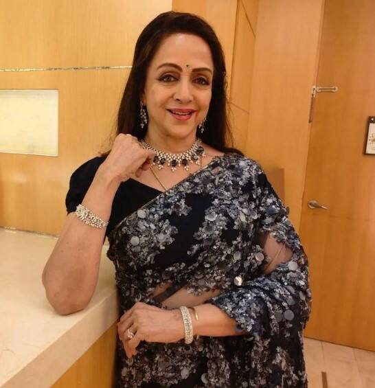 Hema Malini Married 4 Children Father Dharmendra Changed religion never ...