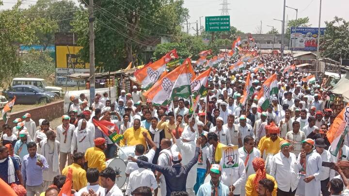 किशोरी लाल शर्मा पंजाब के लुधियाना से ताल्लुक रखते हैं. 1983 के आसपास राजीव गांधी उन्हें पहली बार अमेठी लेकर आए थे. तब से वह यहीं के होकर रह गए. 1991 में राजीव गांधी की मृत्यु के बाद जब गांधी परिवार ने यहां से चुनाव लड़ना बंद किया तो भी शर्मा कांग्रेस पार्टी के सांसद के लिए काम करते रहे हैं. उन्हें संगठन ही नहीं परिवार का भी वफादार माना जाता है.