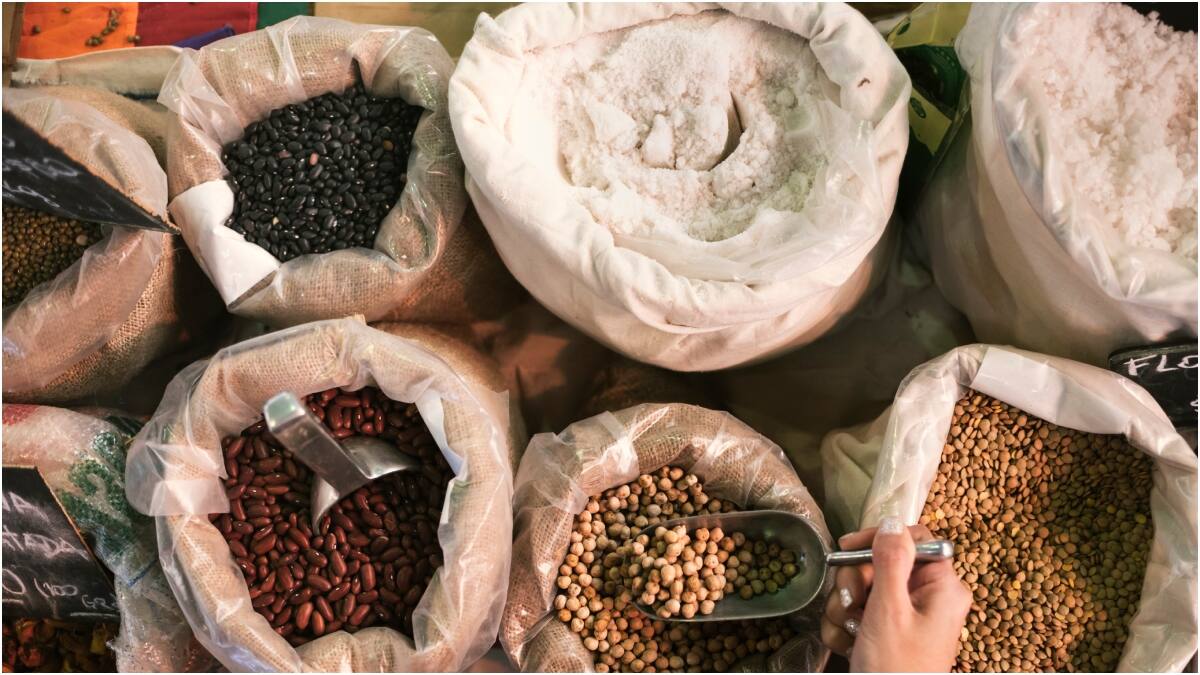 क्या शेयर बाजार की तरह ही है कमोडिटी एक्सचेंज, जहां फसलों और धातुओं पर लगता है पैसा?