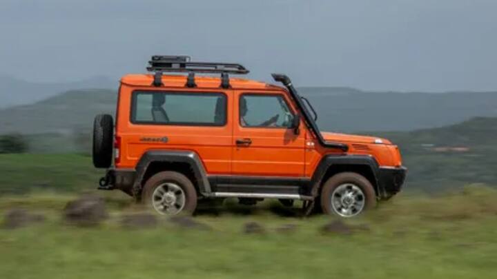 ਫੋਰਸ ਮੋਟਰਸ ਨੇ ਆਖਿਰਕਾਰ ਭਾਰਤੀ ਬਾਜ਼ਾਰ ਵਿੱਚ ਆਪਣੀ 5 ਡੋਰ ਗੋਰਖਾ SUV ਲਾਂਚ ਕਰ ਦਿੱਤੀ ਹੈ। ਕੰਪਨੀ ਨੇ ਇਸ ਦੀ ਬੁਕਿੰਗ 25,000 ਰੁਪਏ 'ਚ ਸ਼ੁਰੂ ਕਰ ਦਿੱਤੀ ਹੈ। ਇਸ ਦੇ ਨਾਲ ਹੀ ਕੰਪਨੀ ਨੇ ਅਪਡੇਟ ਦੇ ਨਾਲ ਗੁਰਖਾ ਦਾ 3 ਡੋਰ ਵੇਰੀਐਂਟ ਵੀ ਲਾਂਚ ਕੀਤਾ ਹੈ। ਫੋਰਸ ਗੋਰਖਾ 5 ਡੋਰ ਵੇਰੀਐਂਟ ਦੀ ਕੀਮਤ 18 ਲੱਖ ਰੁਪਏ ਰੱਖੀ ਗਈ ਹੈ, ਜਦੋਂ ਕਿ ਨਵਾਂ 3 ਡੋਰ ਮਾਡਲ 16.75 ਲੱਖ ਰੁਪਏ ਦੀ ਐਕਸ-ਸ਼ੋਰੂਮ ਕੀਮਤ 'ਤੇ ਲਾਂਚ ਕੀਤਾ ਗਿਆ ਹੈ।