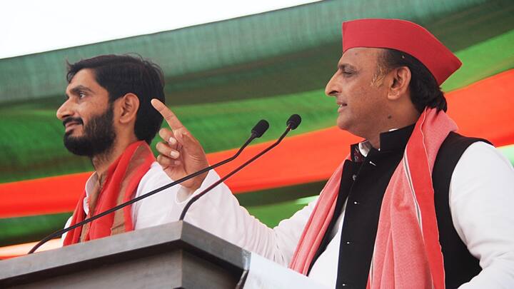 अखिलेश यादव ने इस दौरान भारतीय जनता पार्टी पर जमकर निशाना साधा और जनता से आदित्य यादव को रिकॉर्ड वोटों से जिताने की अपील की. उन्होंने कहा कि बदायूं की संस्कृति और गंगा जमुनी तहजीब की अलग पहचान है.