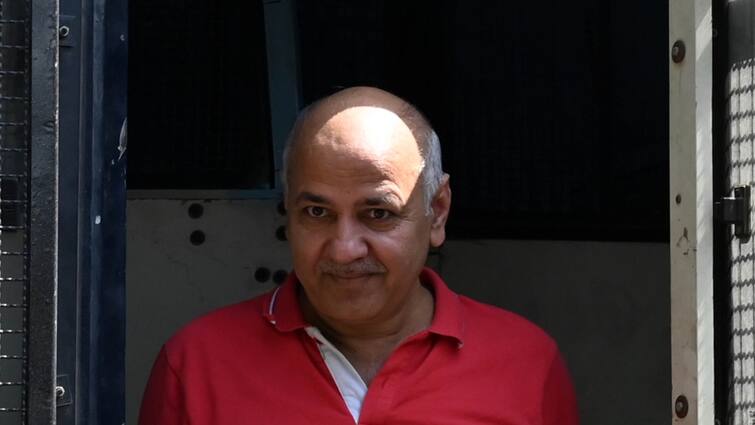 Delhi HC Allows Manish Sisodia To Visit Ailing Wife Once A Week Under Custody excise policy case Delhi HC Allows Manish Sisodia To Visit Ailing Wife Once A Week Under Custody