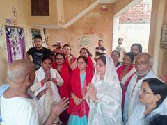 गाजीपुर के चुनावी मैदान में उतरीं बेटियां, संभाला प्रचार का जिम्मा, सामने आईं तस्वीरें