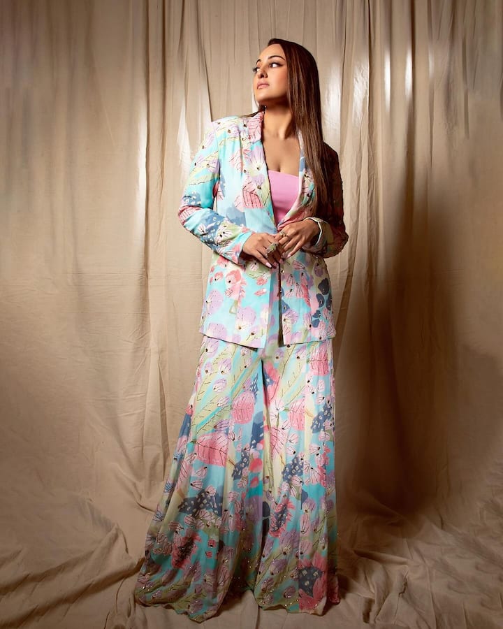 Sonakshi Sinha treated fans with pictures in a printed pant suit