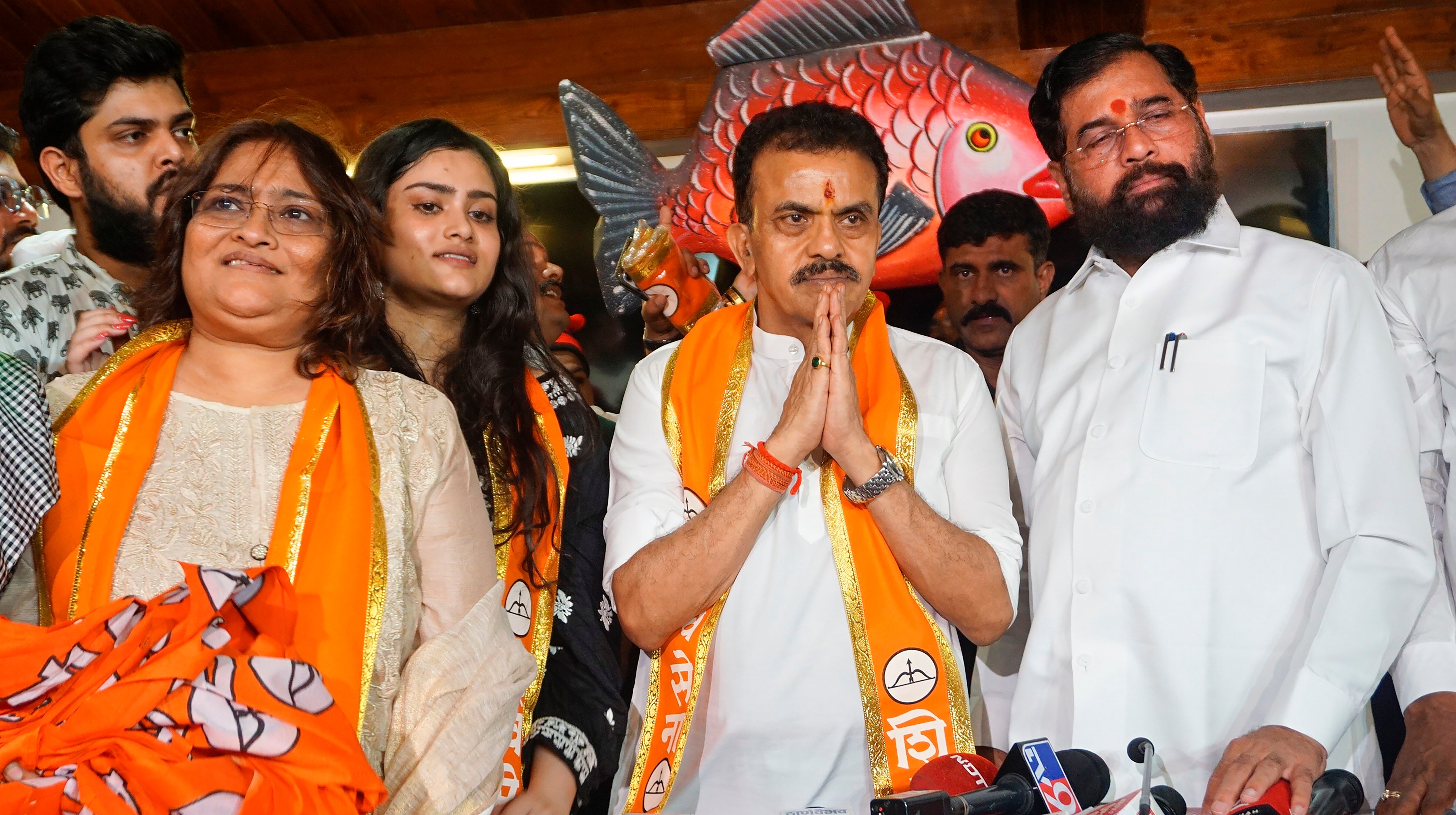 Sanjay Nirupam Joins Shiv Sena Eknath Shinde Says This Is Just A ...