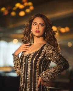 Avika Gor Photos: చిన్నారి పెళ్లికూతురి లుక్ మారింది కానీ లక్‌ మారలేదు!