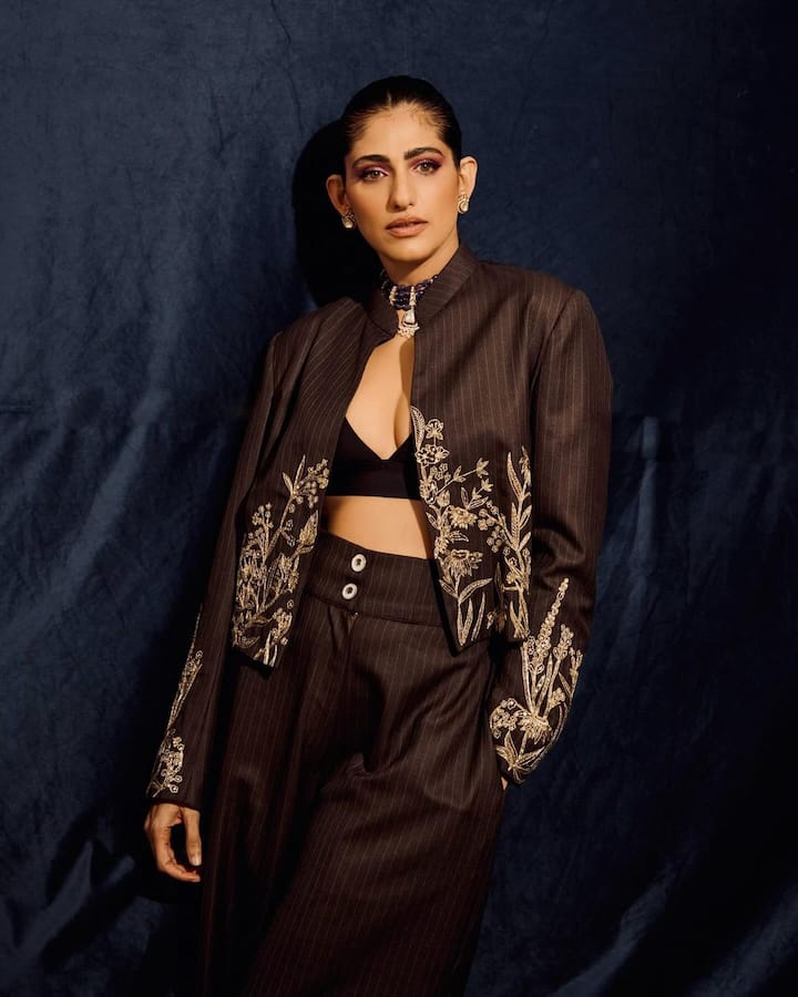 Kubbra looked dapper in her formal outfit