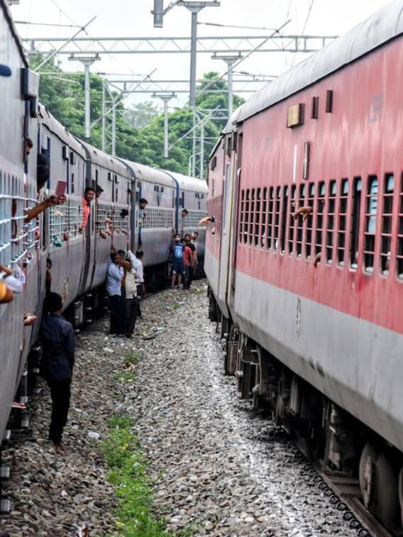 ट्रेन टिकट पर जेंडर गलत हो तो क्या सफर कर सकते हैं?