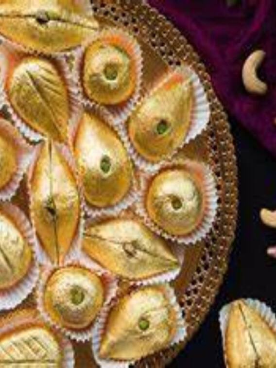 क्या आपको खाना है 24 कैरेट गोल्ड की मिठाई