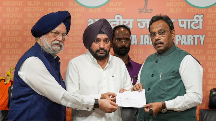 Former Delhi Congress Chief Arvinder Singh Lovely Joins BJP In Jolt To Congress, Party's Former Delhi Unit Chief Arvinder Singh Lovely Joins BJP