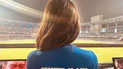 IPL 2024: ধোনির জীবনের ওপর নতুন ছবিতে নায়িকা তিনিই, মুম্বই ম্য়াচে গ্যালারি মাতালেন জাহ্নবী