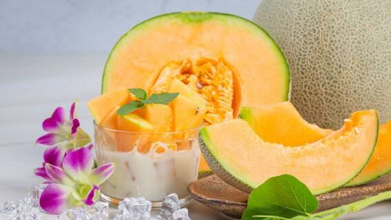 Muskmelon Juice: त्वचा को हाइड्रेट रखने में कारगर है यह जूस, रोजाना सेवन करने से होंगे अनेक फायदे