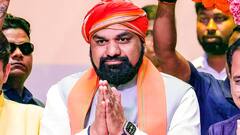 सीवान में NDA प्रत्याशी विजय लक्ष्मी के नामांकन में पहुंचे सम्राट चौधरी, निशाने पर रहा लालू परिवार