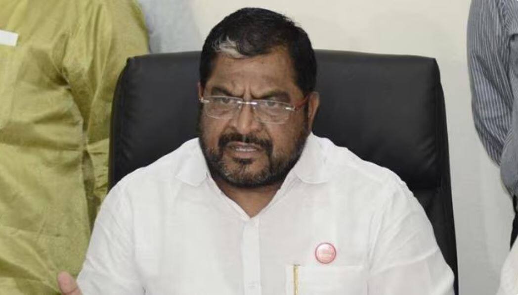  Hatkanangale loksabha election I will win the Lok Sabha elections Raju Shetti expressed confidence मुख्यमंत्री कोल्हापुरात ठाण मांडून बसलेत, तरीही मी निवडणूक जिंकणार : राजू शेट्टी 