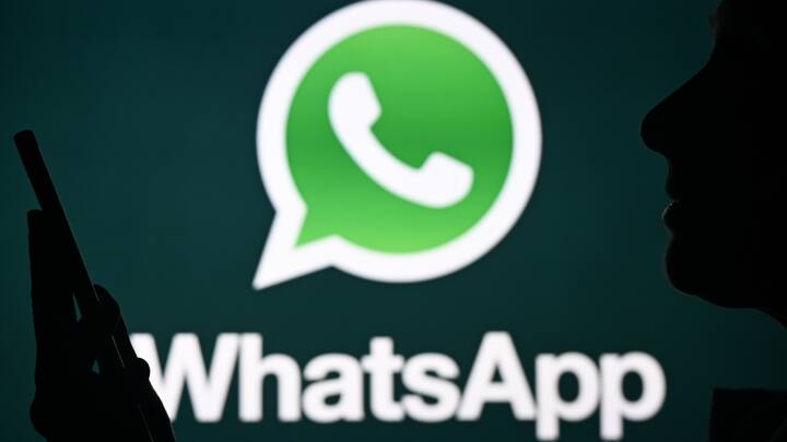 WhatsApp New Features Testing Roll Out Easier For Users To React To Images Videos Update How To Use WhatsApp To Soon Roll Out New Feature To Make It Easier For Users To React To Images & Videos