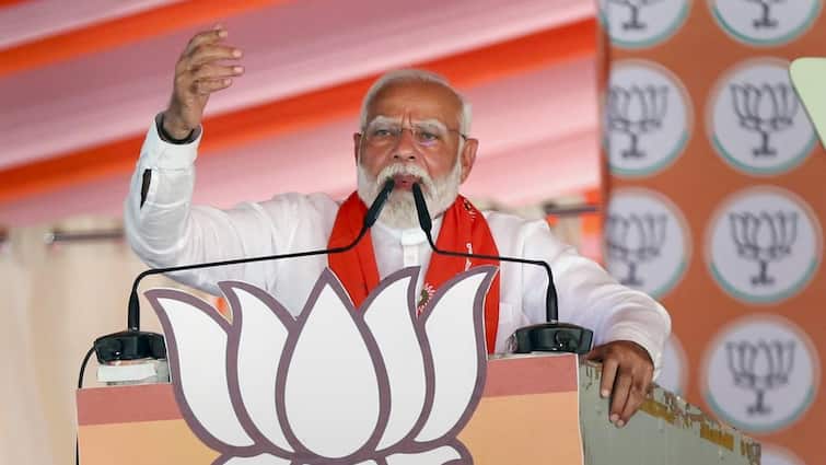 PM Modi says INDIA bloc using muslims as pawns they understands Congress 