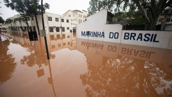 brazil-floods-death-toll-state-of-emergency-several-injured-missing-thousands-displaced Brazil Floods: 'State Of Emergency' Declared As Death Toll Reaches 56, Thousands Displaced