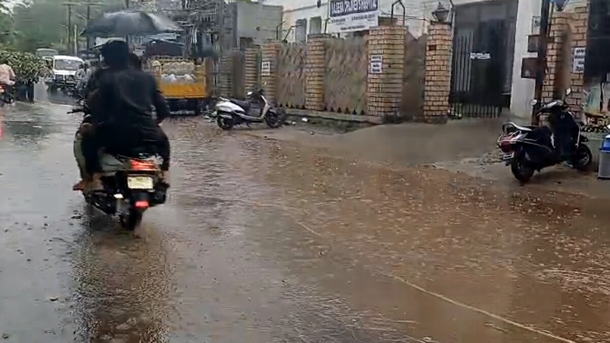 கொளுத்திய வெயில்... தேனி , திண்டுக்கல்லில் திடீர் மழை.. மகிழ்ச்சியில் பொதுமக்கள்