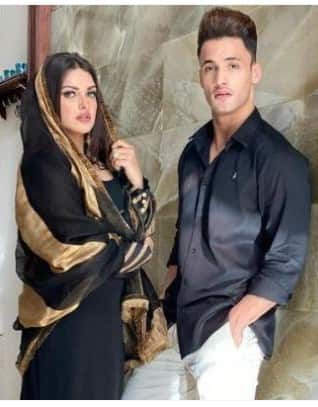 ਹਿਮਾਂਸ਼ੀ ਖੁਰਾਣਾ ਨਾਲ ਬ੍ਰੇਕਅੱਪ ਤੋਂ ਬਾਅਦ ਆਸਿਮ ਰਿਆਜ਼ ਕਿਸਨੂੰ ਕਰ ਰਹੇ ਡੇਟ ?