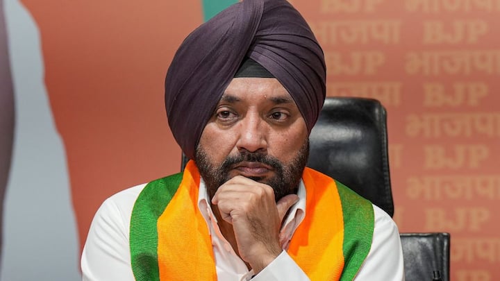 BJP has also included the name of Arvinder Singh Lovely, who joined the party two days ago, in the list of 40 campaigners.  Lovely had joined BJP for the second time on May 4.