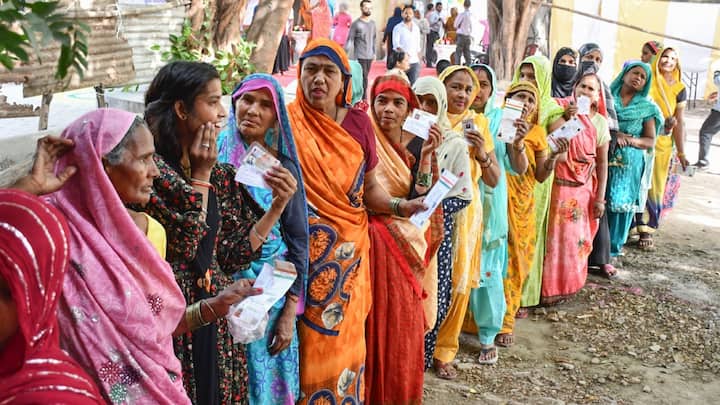 Gujarat saw an average voter turnout of 59.51 percent, the Election Commission announced the final figures Lok Sabha Election 2024: રાજ્યમાં સરેરાશ 59.51 ટકા મતદાન થયું, ચૂંટણી પંચે ફાઈનલ આંકડા જાહેર કર્યાં