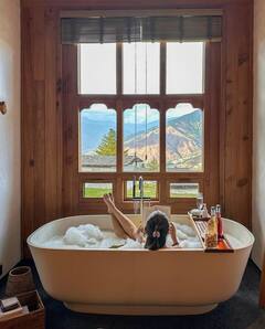 सामंथा से लेकर दिशा तक, इन एक्ट्रेसेस ने जब बाथटब में कराया फोटो शूट