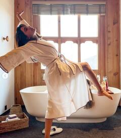 सामंथा से लेकर दिशा तक, इन एक्ट्रेसेस ने जब बाथटब में कराया फोटो शूट