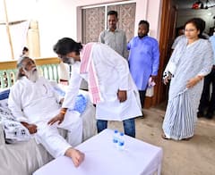 हेमंत सोरेन ने जेल में बदल लिया लुक, पत्नी, माता-पिता के साथ तस्वीरें आई सामने