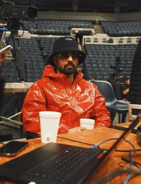 ਹਾਲ ਹੀ ਵਿੱਚ ਦੋਸਾਂਝਾਵਾਲੇ ਨੂੰ ਫਿਲਮ ਅਮਰ ਸਿੰਘ ਚਮਕੀਲਾ ਵਿੱਚ ਵੇਖਿਆ ਗਿਆ। ਇਮਤਿਆਜ਼ ਅਲੀ ਦੁਆਰਾ ਨਿਰਦੇਸ਼ਿਤ ਇਸ ਫਿਲਮ ਨੂੰ ਪ੍ਰਸ਼ੰਸਕਾਂ ਵੱਲੋਂ ਬੇਹੱਦ ਪਸੰਦ ਕੀਤਾ ਗਿਆ।