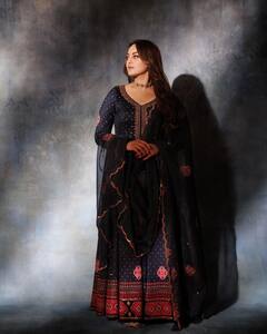 PHOTO: 'दबंग' गर्ल सोनाक्षी सिन्हाचा  क्लासी लूक; फोटो पाहून चाहते थक्क!