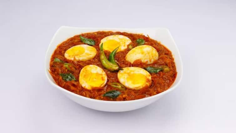 Social media is full with this viral egg curry masala recipe try it now Viral Recipe: वायरल हो रही है एग करी की ये रेसिपी, आप भी बनाएं फिर बच्चे करेंगे बार-बार खाने की डिमांड
