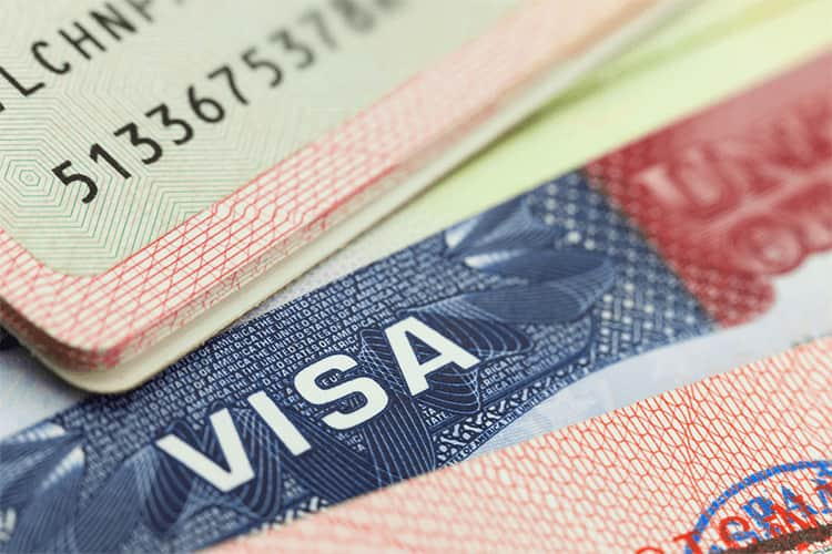 usa J-1 Visas for Foreign Doctors J-1 Visa: ਅਮਰੀਕਾ ਨੇ ਭਾਰਤੀਆਂ ਲਾਈ ਲਾਗੂ ਕੀਤੀ ਜੇ-1 ਵੀਜਾ ਕੈਟਾਗਿਰੀ,  ਮਿਲੇਗੀ ਸਿੱਧੀ ਐਂਟਰੀ 