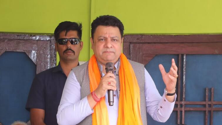 BJP Leader attacks Himachal Pradesh CM Sukhvinder Singh Sukhu ANN हिमाचल CM सुखविंदर सिंह सुक्खू को सुधीर शर्मा की चुनौती, '...तो खुद लड़ें धर्मशाला उपचुनाव'