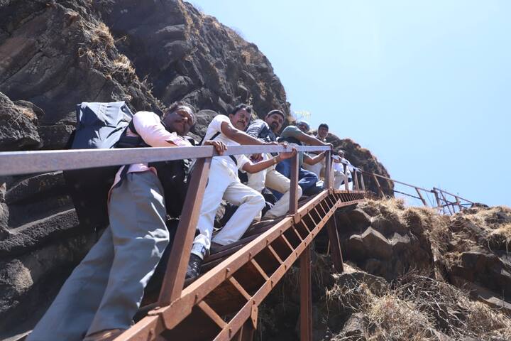 रायरेश्वर किल्ला भोर तालुक्यात येतो आणि बारामती लोकसभा मतदारसंघाचा भाग आहे.