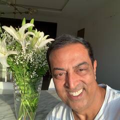 वडिलांच्या मार्गावर चालत हनुमान बनून घराघरात प्रसिद्ध झाला अभिनेता विंदू दारा सिंह; आज झाला ६० वर्षांचा!