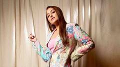 PHOTO: 'दबंग' गर्ल सोनाक्षी सिन्हाचा  क्लासी लूक; फोटो पाहून चाहते थक्क!