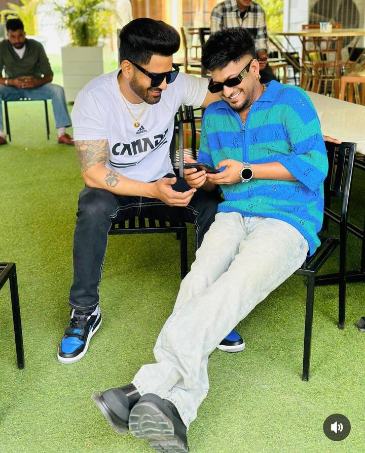 ਜੀ ਖਾਨ ਦੇ ਪਿੰਡ 'ਚ ਬੱਸਾਂ ਦੀ ਬੌਡੀ ਬਣਾਉਣ ਵਾਲੀ ਫੈਕਟਰੀ ਸੀ। ਉੱਥੇ ਉਸ ਨੇ ਕੁੱਝ ਸਮਾਂ ਨੌਕਰੀ ਕੀਤੀ। ਜੀ ਖਾਨ ਬੱਸਾਂ ਦੀਆਂ ਬੌਡੀਆਂ 'ਤੇ ਰੰਗ ਕਰਦਾ ਸੀ। ਉਸ ਨੇ ਲਗਭਗ 6 ਮਹੀਨੇ ਤੱਕ ਇਹ ਨੌਕਰੀ ਕੀਤੀ। ਇਸ ਤੋਂ ਬਾਅਦ ਜੀ ਖਾਨ ਨੇ 2 ਸਾਲਾਂ ਤੱਕ ਵੈਲਡਿੰਗ ਦਾ ਕੰਮ ਕੀਤਾ।